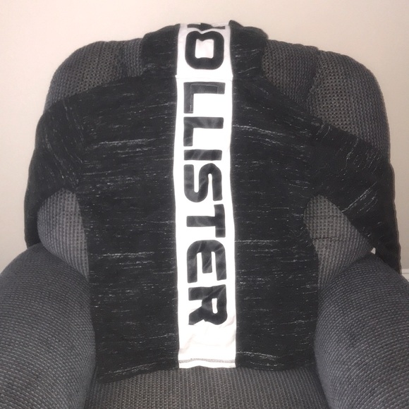 Hollister hoodie - Picture 2 of 2